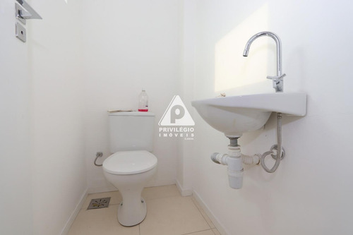 Imagem 13 de 20 de Privilégio Imóveis Vende: Sala Comercial Na Tijuca - 38697