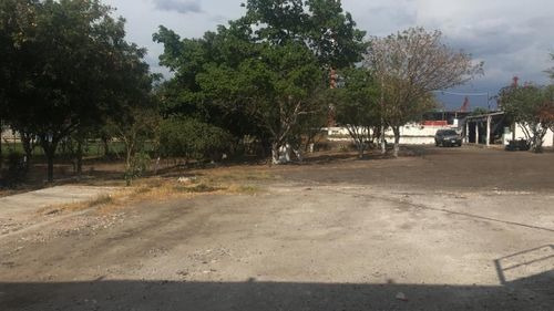 Imagen 12 de 21 de Renta Bodega El Barrio