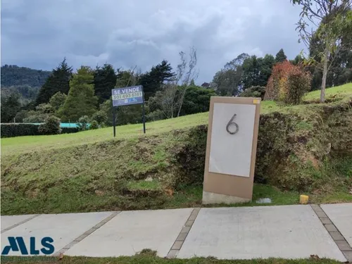 Hermoso Lote En Parcelacion En Alto De Las Palmas(mls#237565)