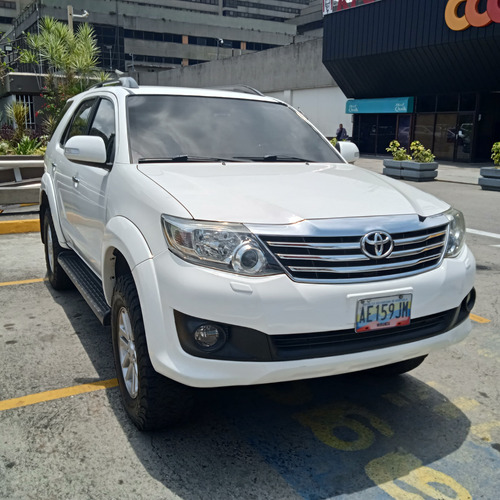 Toyota Fortuner 4.0