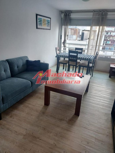 Imagen 2 de 10 de Venta De Apartamento En Montevideo