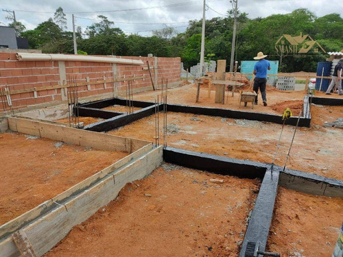 Imagem 11 de 14 de Linda Casa Com 3 Dormitórios, 3 Banheiros, 4 Vagas E Piscina À Venda, 142 M² Por R$ 815.000 - Condomínio Terras Do Vale - Caçapava/sp - Ca0103