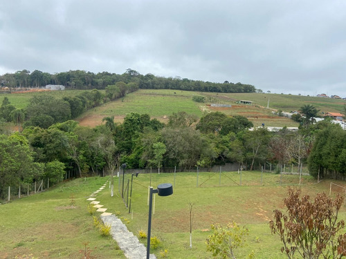 Imagem 12 de 13 de C02- Vendo Chácara Com O Melhor Lazer Para Sua Família