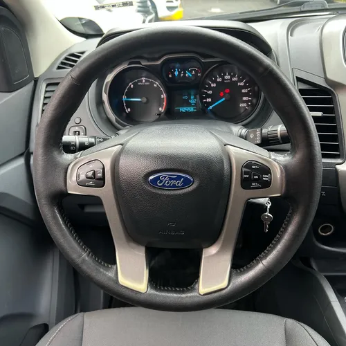 Ford Ranger 2.2 Xlt
