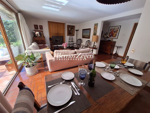 Casa Venta 4 Dormitorios, San Carlos De Apoquindo,las Condes