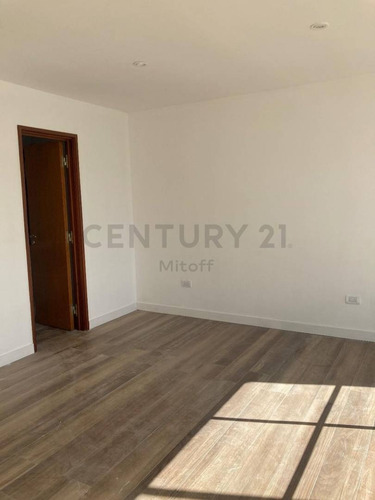 Imagen 6 de 7 de Departamento Tipo Loft/oficina En Venta En City Bell