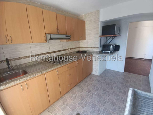 Raiza Suárez Alquila Apartamento En Centro Cabudare Lara