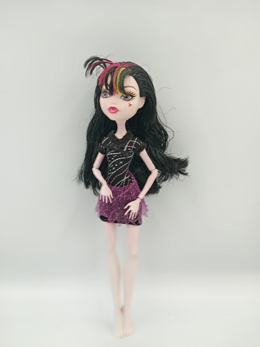 Monster High Draculaura Año 2008 (Usado)