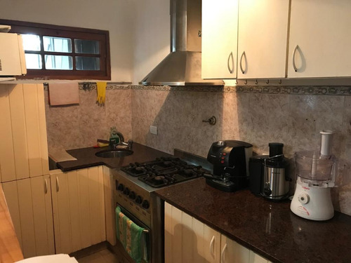 Imagen 4 de 10 de Casa Ph Al Frente En Venta Castelar Norte Retasado
