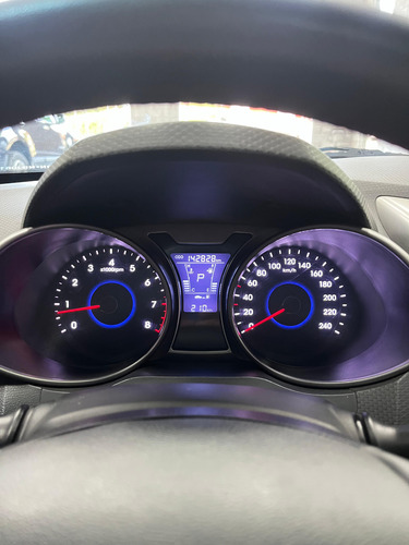 Hyundai Veloster 1.6 130cv At