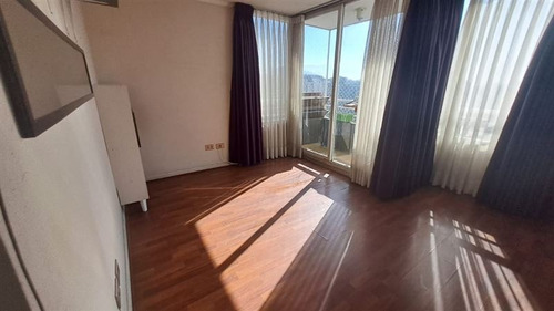 Excelente Depto , 3 Dormitorios , 2 Baños , Pleno Centro .