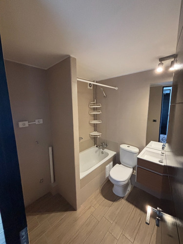 Departamento En Av. Las Condes Cerca De Clinica Las Condes