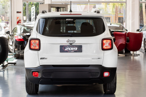 Jeep Renegade Sport 1.8 Manual - Car Cash