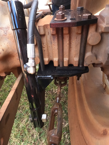 Kit Auxiliar Levante - Trator Massey 50x Eixo Quadrado