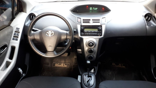 Imagen 3 de 6 de Toyota Yaris