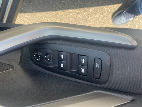Peugeot 2008 1.6 16V FLEX ALLURE 4P AUTOMÁTICO