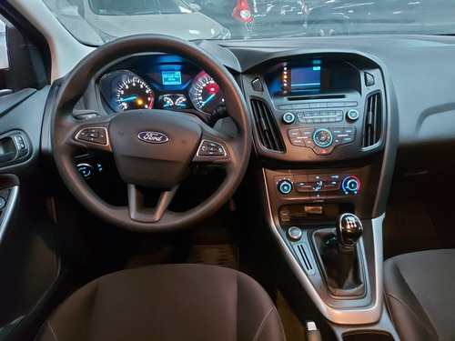 Ford Focus S 1.6 4p Mt 2017