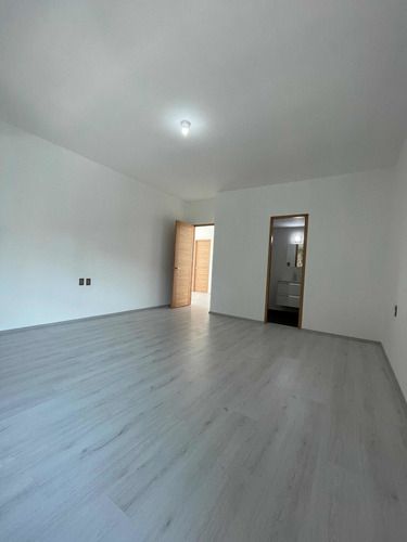 Imagen 9 de 14 de Casa A Estrenar De Lujo/ 4 Recamaras/jardín/4 Autos.