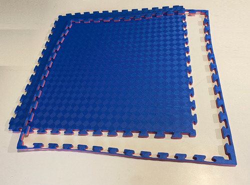 Imagen 2 de 9 de Baldosa Piso Goma Eva Encastrable Tatami 1x1 Mt 21mm Bicolor