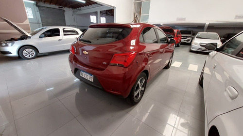 Imagen 4 de 18 de Chevrolet Onix 1.4 Ltz At 98cv Am