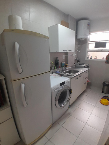 Departamento En Venta De Dos Ambientes Con Dos Patios - Flores