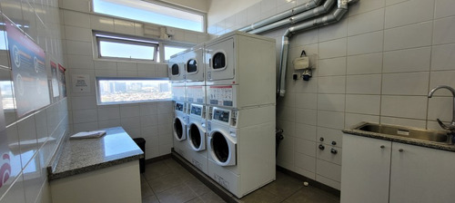 Semi Nuevo 2 Dorm 1 Baño 1 Estacionamiento