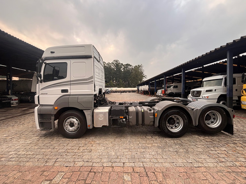 Axor 2544 Ano 2022 Trucado Teto Alto Mercedes 6x2