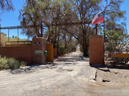 Imagen 2 de 6 de Casa Con Buena Accesibilidad Calama