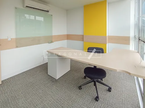 Oficina En Arriendo En Santa Bárbara
