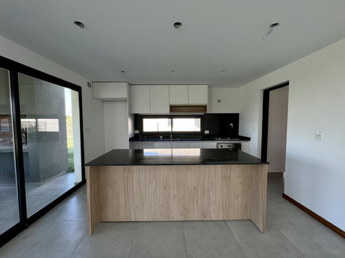 Venta, Casa, El Canton, Barrio Golf, Lote Al 100, 5 Ambientes