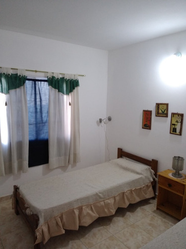 Imagen 6 de 11 de Vendo Casa Dúplex Individual Dos Dormitorios Dos Baños