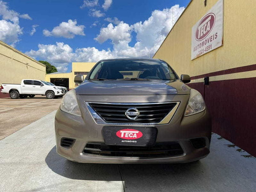 Imagem 2 de 7 de Nissan Versa 1.6 Sv Flex Mec