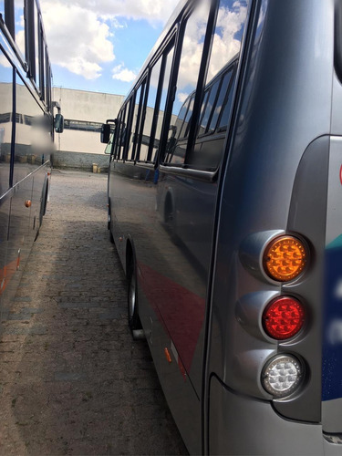 Imagem 10 de 12 de Neobus Thunder Way Com Elevador