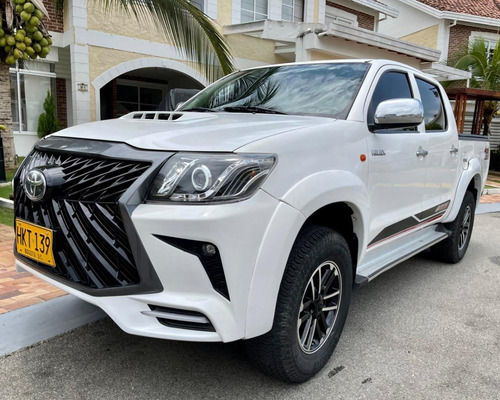Toyota Hilux Diesel 2.5 Turbo 4x4 Mecánica Actualizada Lexus