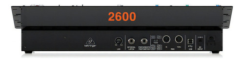 Sintetizador analógico Behringer 2600