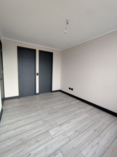 Ref:73692** 2 D 2 B Estacionamiento + Bodega $ 560.00