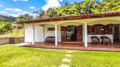 Imagem 8 de 24 de Linda Casa Com Piscina E Com Uma Vasta Área Verde, No Progresso!! - 3052321v
