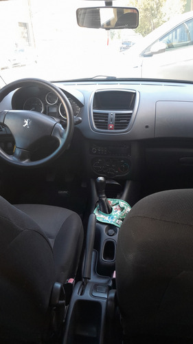 Peugeot 207 1.4 Active 75cv