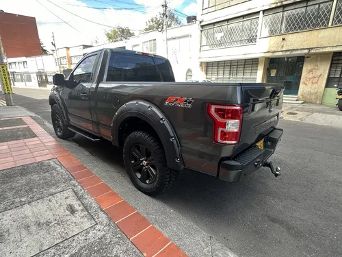 Ford F-150 3.3 Xlt