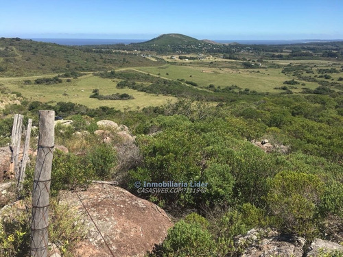 Chacras De 5 Has Al Pie Del Cerro Pan De Azúcar.