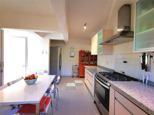Imagen 8 de 29 de Casa En Venta De 5 Dorm. En Vitacura