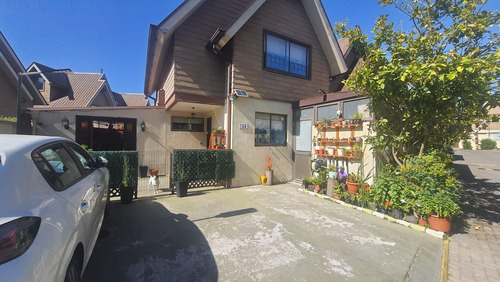 Hermosa Casa En Venta En Condominio