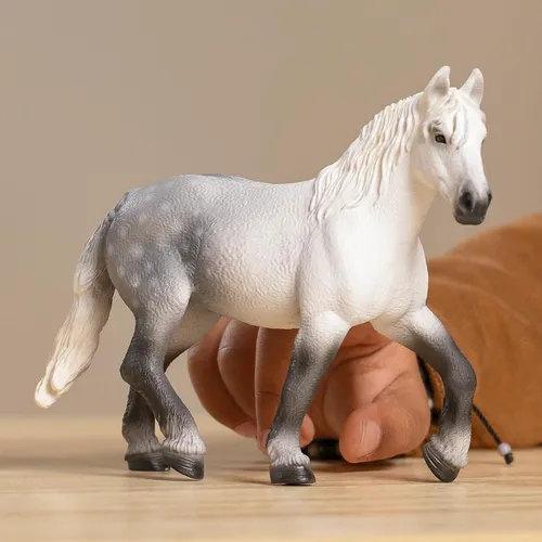Figura Yegua Percheron Schleich 2024 15x15x12 Cm