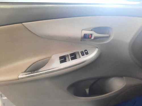 Imagem 13 de 14 de Toyota Corolla Xei 2.0 Flex 16v Aut. 2011