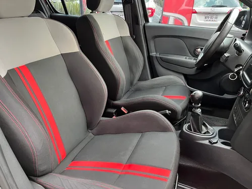 Renault Sandero 2.0 RS Mt