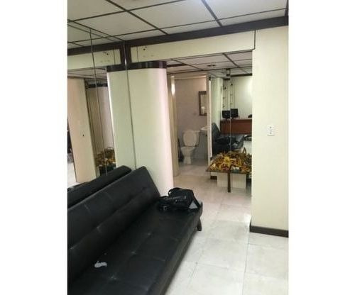 Imagen 3 de 7 de Venta De Oficina O Consultorio En Torre 18 La Campiña Caracas