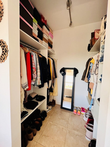 Imagen 16 de 23 de Hermoso Departamento En Venta, 2 Ambientes, Balcón Con Parrilla, Súper Luminoso Y Vista A Portezuelo!