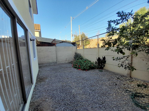 Impecable, 2 Pisos, 3 Dormitorios, 2 Baños (90267)