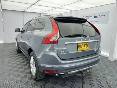 Volvo XC60 2.0 T5 Awd Summum