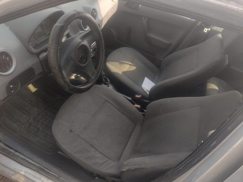 Volkswagen Pointer 1.6 Aa